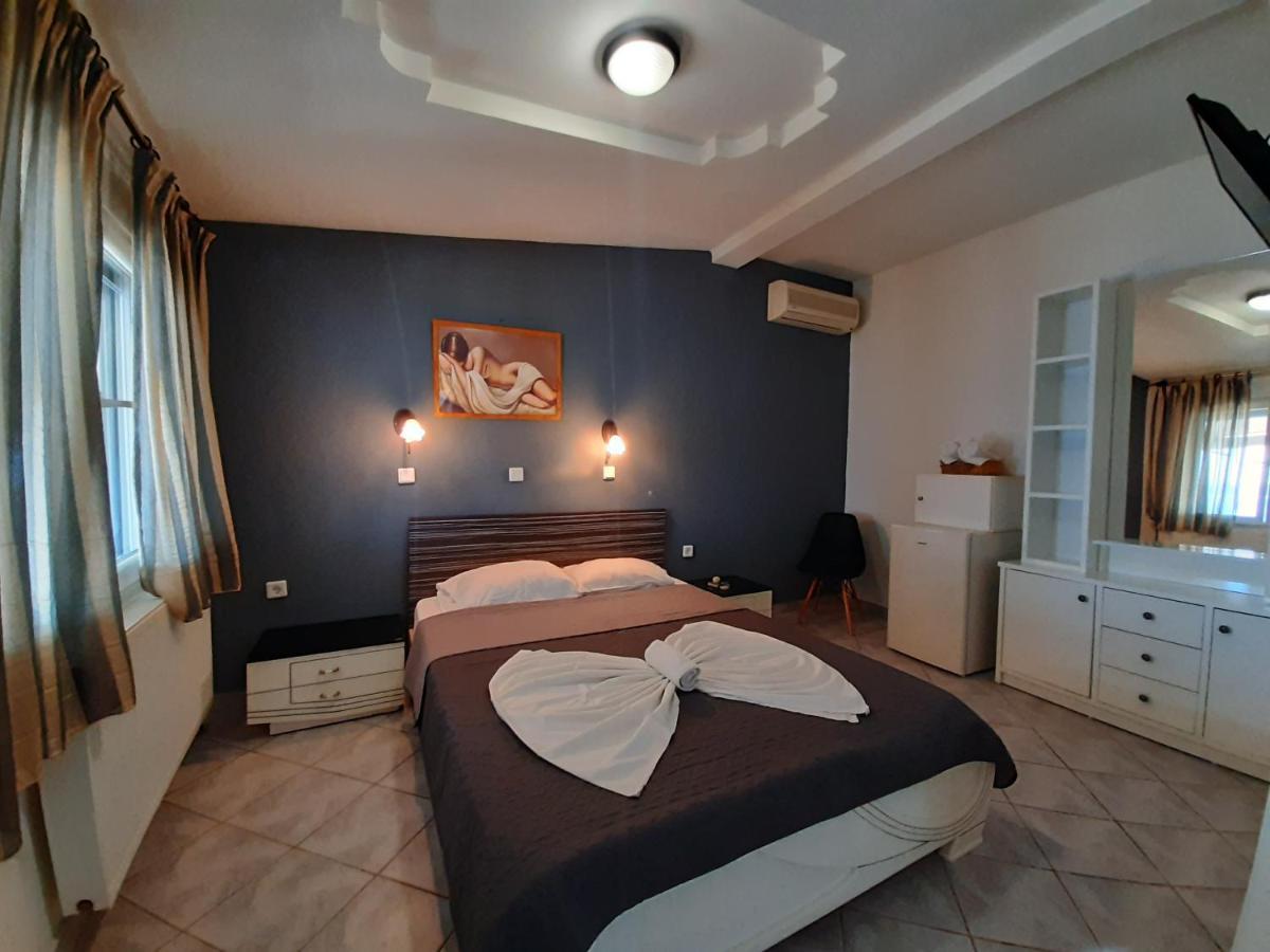 Paraga Rooms Пефкари Екстериор снимка