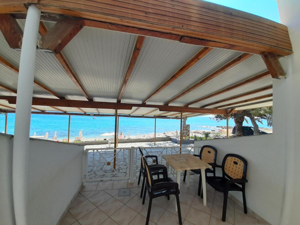 Paraga Rooms Пефкари Екстериор снимка
