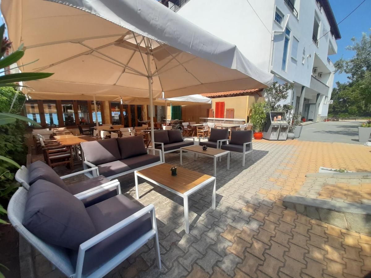 Paraga Rooms Пефкари Екстериор снимка