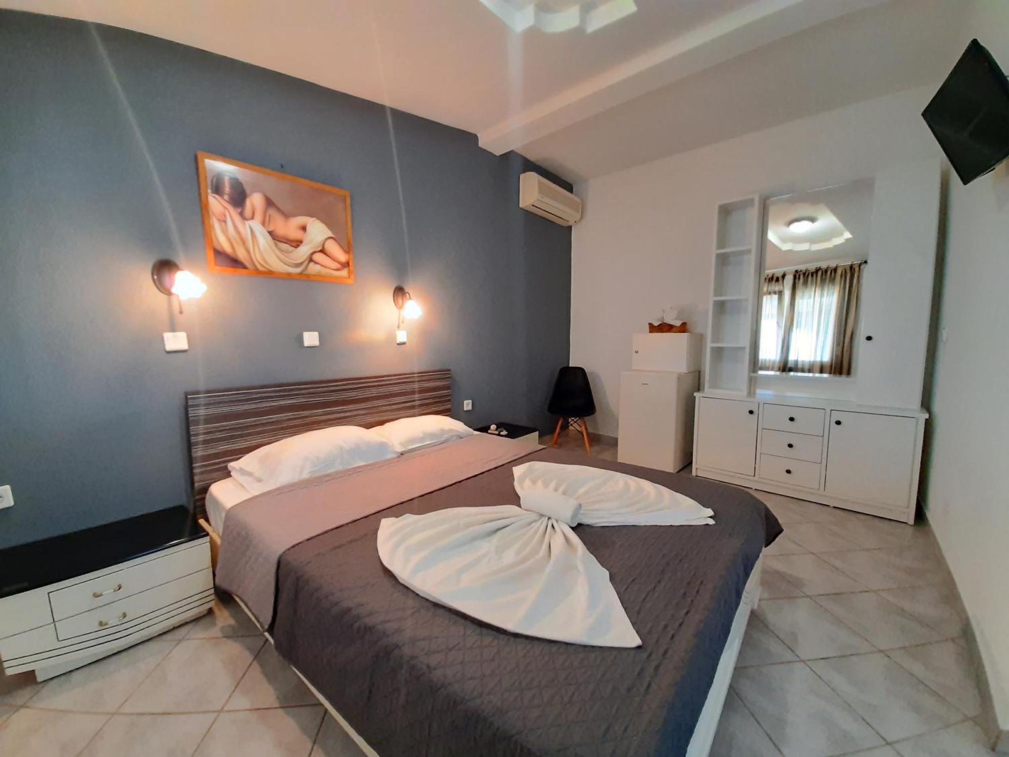 Paraga Rooms Пефкари Стая снимка