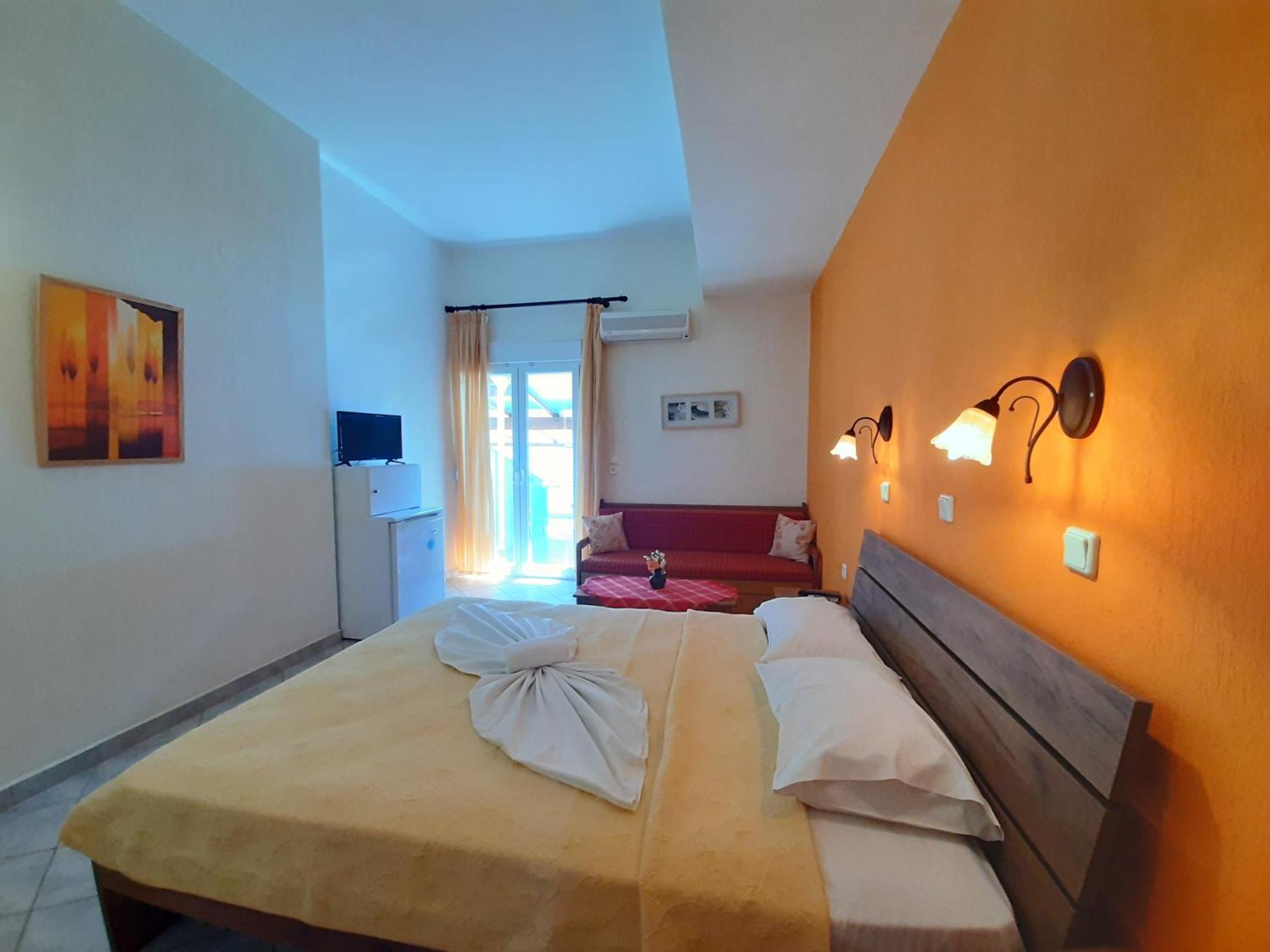 Paraga Rooms Пефкари Стая снимка