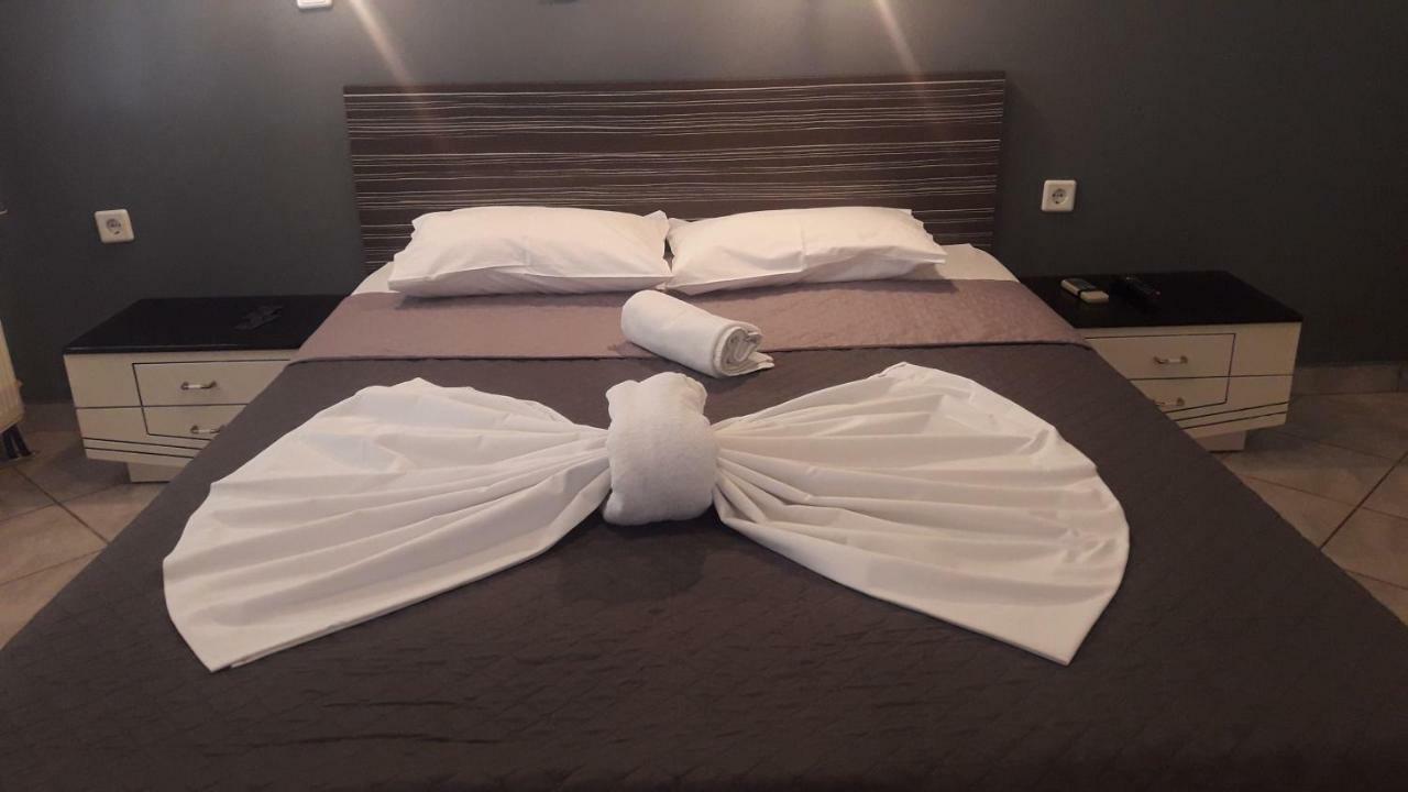Paraga Rooms Пефкари Екстериор снимка